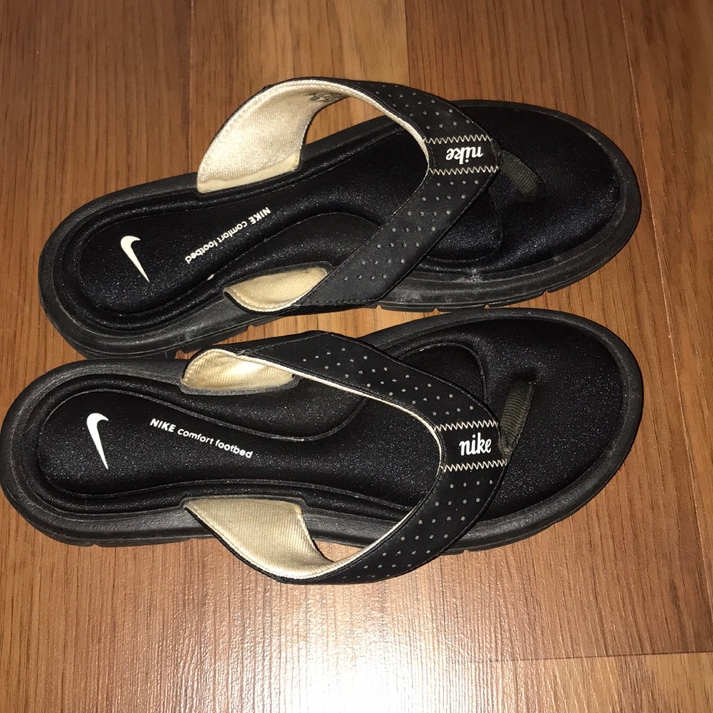 Nike Memory Foam Flip Flops